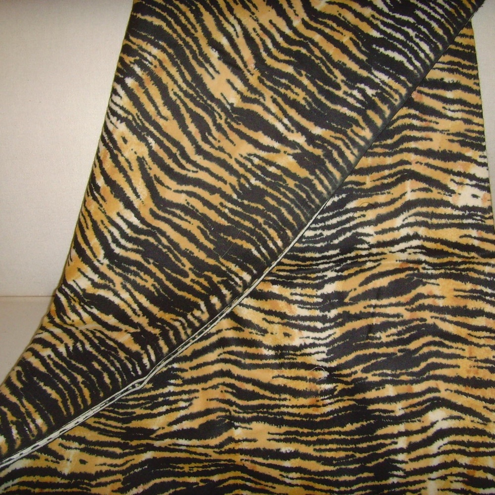 Tiger Print Flannel Fabric - 2 Yards/8 Inches - Picture 5 of 8